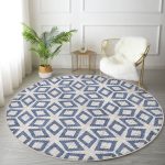 - RealHomes Dijital Baskılı Kaymaz Tabanlı Comfort Yuvarlak Halı - Realhomes  Kot Gri Zeminde Geometrik Çizimler Özel Tasarım Renkli Salon ve Oturma Odası Yıkanabilir Kaymaz Tabanlı Yuvarlak Halı Realhomes