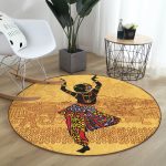 - RealHomes Dijital Baskılı Kaymaz Tabanlı Comfort Yuvarlak Halı - Realhomes  Realhomes Etnik Afrika Kadın Motifli Renkli Salon ve Oturma Odası Yıkanabilir Kaymaz Tabanlı Yuvarlak Halı Realhomes