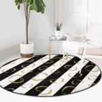 - RealHomes Dijital Baskılı Kaymaz Tabanlı Comfort Yuvarlak Halı - Realhomes  Realhomes Siyah Beyaz Çizgili Gold Halkalar Mutfak Yıkanabilir Kaymaz Tabanlı Yuvarlak Kadife Halı Realhomes