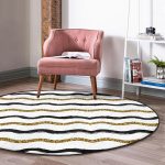 - RealHomes Dijital Baskılı Kaymaz Tabanlı Comfort Yuvarlak Halı - Realhomes  Beyaz Zeminde Gold Ve Siyah Renkli Çizgiler Dijital Baskılı Modern Koridor ve Antre Yıkanabilir Kaymaz Tabanlı Yuvarlak Halı Realhomes