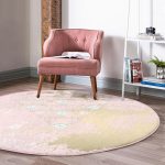 - RealHomes Dijital Baskılı Kaymaz Tabanlı Comfort Yuvarlak Halı - Realhomes  Renkli Zeminde Üçgen Desenli Dijital Baskılı Modern Pembe Salon ve Oturma Odası Yıkanabilir Kaymaz Tabanlı Yuvarlak Halı Realhomes