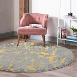 - RealHomes Dijital Baskılı Kaymaz Tabanlı Comfort Yuvarlak Halı - Realhomes  Antrasit Zeminde Gold Detaylı Çizim Desenli Dijital Baskılı Modern Gri Salon ve Oturma Odası Kaymaz Tabanlı Yuvarlak Halı Realhomes