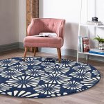 - RealHomes Dijital Baskılı Kaymaz Tabanlı Comfort Yuvarlak Halı - Realhomes  Lacivert Zeminde Onedraw Çizimli Papatya Dijital Baskılı Modern Salon ve Oturma Odası Kaymaz Tabanlı Yuvarlak Halı Realhomes