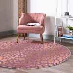 - RealHomes Dijital Baskılı Kaymaz Tabanlı Comfort Yuvarlak Halı - Realhomes  Renkli Zeminde Parlak Görünümlü Çizim Dijital Baskılı Modern Pembe Yatak Odası Yıkanabilir Kaymaz Tabanlı Yuvarlak Halı Realhomes