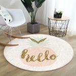- RealHomes Dijital Baskılı Kaymaz Tabanlı Comfort Yuvarlak Halı - Realhomes  Renkli Zeminde Gold Detaylı Hello Yazılı Dijital Baskılı Modern Mutfak Yıkanabilir Kaymaz Tabanlı Yuvarlak Halı Realhomes