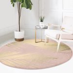 - RealHomes Dijital Baskılı Kaymaz Tabanlı Comfort Yuvarlak Halı - Realhomes  Pastel Zeminde Gold Detaylı Yaprak Desenli Dijital Baskılı Modern Pembe Yatak Odası Yıkanabilir Kaymaz Tabanlı Yuvarlak Halı Realhomes