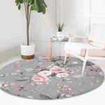 - RealHomes Dijital Baskılı Kaymaz Tabanlı Comfort Yuvarlak Halı - Realhomes  Renkli Zeminde Flamingo Desenli Yaprak Motifli Dijital Baskılı Modern Gri Yatak Odası Yıkanabilir Kaymaz Tabanlı Yuvarlak Halı Realhomes