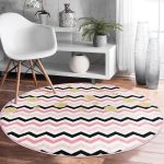 - RealHomes Dijital Baskılı Kaymaz Tabanlı Comfort Yuvarlak Halı - Realhomes  Beyaz Zeminde Renkli Geometrik Zikzak Desenli Dijital Baskılı Modern Pembe Banyo Yıkanabilir Kaymaz Tabanlı Yuvarlak Halı Realhomes