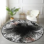 - RealHomes Dijital Baskılı Kaymaz Tabanlı Comfort Yuvarlak Halı - Realhomes Siyah Zeminde Beyaz Yaprak Desenli Dijital Baskılı Modern Salon ve Oturma Odası Yıkanabilir Kaymaz Tabanlı Yuvarlak Halı Realhomes
