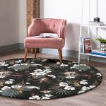 - RealHomes Dijital Baskılı Kaymaz Tabanlı Comfort Yuvarlak Halı - Realhomes  Siyah Zeminde Beyaz Çiçek Desenli Dijital Baskılı Modern Salon ve Oturma Odası Yıkanabilir Kaymaz Tabanlı Yuvarlak Halı Realhomes