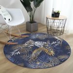 - RealHomes Dijital Baskılı Kaymaz Tabanlı Comfort Yuvarlak Halı - Realhomes  Mavi Zeminde Gold Detaylı Yaprak Desenli Dijital Baskılı Modern Lacivert Salon ve Oturma Odası Kaymaz Tabanlı Yuvarlak Halı Realhomes