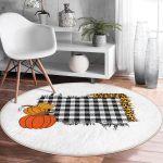 - RealHomes Dijital Baskılı Kaymaz Tabanlı Comfort Yuvarlak Halı - Realhomes  Beyaz Zeminde Ekose Desenli Bal Kabağı Motifli Dijital Baskılı Modern Turuncu Balkon Yıkanabilir Kaymaz Tabanlı Yuvarlak Halı Realhomes