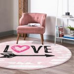 - RealHomes Dijital Baskılı Kaymaz Tabanlı Comfort Yuvarlak Halı - Realhomes Sevgililer Günü Temalı Özel Tasarım Dijital Baskılı Modern Pembe Yatak Odası Yıkanabilir Kaymaz Tabanlı Yuvarlak Halı Realhomes