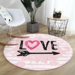 - RealHomes Dijital Baskılı Kaymaz Tabanlı Comfort Yuvarlak Halı - Realhomes Sevgililer Günü Temalı Özel Tasarım Dijital Baskılı Modern Pembe Yatak Odası Yıkanabilir Kaymaz Tabanlı Yuvarlak Halı Realhomes