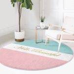 - RealHomes Dijital Baskılı Kaymaz Tabanlı Comfort Yuvarlak Halı - Realhomes  Hello Beautiful Mavi ve Pembe Dijital Baskılı Koridor Antre Yıkanabilir Kaymaz Tabanlı Yuvarlak Halı Realhomes