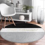 - RealHomes Dijital Baskılı Kaymaz Tabanlı Comfort Yuvarlak Halı - Realhomes  Hello Beautiful Siyah ve Beyaz Dijital Baskılı Modern Koridor Antre Yıkanabilir Kaymaz Tabanlı Yuvarlak Halı Realhomes