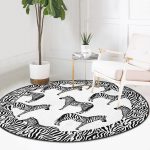 - RealHomes Dijital Baskılı Kaymaz Tabanlı Comfort Yuvarlak Halı - Realhomes Zebra Çerçeveli Desenli Dijital Baskılı Siyah Salon ve Oturma Odası Yıkanabilir Kaymaz Tabanlı Yuvarlak Halı Realhomes