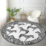 - RealHomes Dijital Baskılı Kaymaz Tabanlı Comfort Yuvarlak Halı - Realhomes Zebra Çerçeveli Desenli Dijital Baskılı Siyah Salon ve Oturma Odası Yıkanabilir Kaymaz Tabanlı Yuvarlak Halı Realhomes