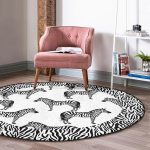 - RealHomes Dijital Baskılı Kaymaz Tabanlı Comfort Yuvarlak Halı - Realhomes Zebra Çerçeveli Desenli Dijital Baskılı Siyah Salon ve Oturma Odası Yıkanabilir Kaymaz Tabanlı Yuvarlak Halı Realhomes