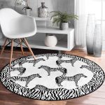 - RealHomes Dijital Baskılı Kaymaz Tabanlı Comfort Yuvarlak Halı - Realhomes Zebra Çerçeveli Desenli Dijital Baskılı Siyah Salon ve Oturma Odası Yıkanabilir Kaymaz Tabanlı Yuvarlak Halı Realhomes
