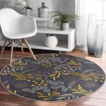 - RealHomes Dijital Baskılı Kaymaz Tabanlı Comfort Yuvarlak Halı - Realhomes Koyu Zeminli Tropik Yaprak Motifli Gold Salon ve Oturma Odası Yıkanabilir Kaymaz Tabanlı Yuvarlak Halı Realhomes