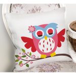 Beyaz Zemin Renkli Baykuş Tasarımlı Yastık Kırlent Kılıfı Realhomes