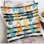 - RealHomes Dijital Baskılı Modern Yastık Kırlent Kılıfı - Realhomes Siyah Beyaz Çizgili Renkli Yapraklar Özel Tasarım Yastık Kırlent Kılıfı Realhomes