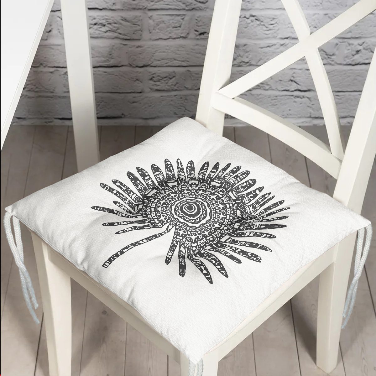 Siyah Beyaz Çiçek Tasarımlı Modern Pofuduk Sandalye Minderi Realhomes