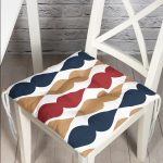 - Pofi-Ryl176-Gorsel - Realhomes  Renkli Damla Tasarımlı Pofuduk Sandalye Minderi Realhomes