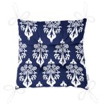 - Pofi-Ryl275-Gorsel-2 - Realhomes Lacivert Zemin Beyaz Damask Tasarımlı Pofuduk Sandalye Minderi Realhomes