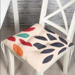 - Pofi-Ryl304-Gorsel - Realhomes Sonbahar Temalı Renkli Yaprak Motifli Pofuduk Sandalye Minderi Realhomes