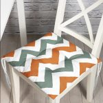 - Pofi-Ryl310-Gorsel - Realhomes  Renkli Zigzag Desenli Modern Pofuduk Sandalye Minderi Realhomes