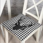 - Pofi-Ryl64-Gorsel - Realhomes Kazayağı Zemin Geyik Tasarımlı Pofuduk Sandalye Minderi Realhomes