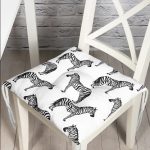 - Pofi-Ryl77-Gorsel - Realhomes  Zebra Tasarımlı Dijital Baskılı Pofuduk Sandalye Minderi Realhomes