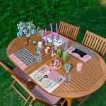 - Servis4lu-SetRyl12-Gorsel - Realhomes 4'lü Pembe Kedili Bisikletli Adam Dijital Baskılı Sunumluk - Sunum Altlığı - Amerikan Servis Seti Realhomes