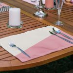 - RealHomes Özel Tasarım 6'lı Amerikan Servis Takımı - Realhomes 6'lı Pembe Kedili Bisikletli Adam Dijital Baskılı Sunum Altlığı - Amerikan Servis Seti Realhomes