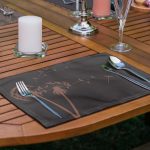 - RealHomes Özel Tasarım 6'lı Amerikan Servis Takımı - Realhomes 6'lı Koyu Temalı Tropik Yaprak Karahindiba Tasarımlı Sunum Altlığı - Amerikan Servis Seti Realhomes