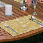 - RealHomes Özel Tasarım 6'lı Amerikan Servis Takımı - Realhomes 6'lı Sarı Gri Tropik Çiçekler Özel Tasarımlı Dekoratif Sunum Altlığı - Amerikan Servis Seti Realhomes