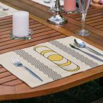 - RealHomes Özel Tasarım 6'lı Amerikan Servis Takımı - Realhomes 6'lı Krem Zeminli Çizgili Özel Tasarımlı Dijital Baskılı Sunum Altlığı - Amerikan Servis Seti Realhomes