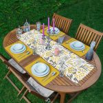 Sarı Detaylı Çiçek Temalı Dijital Baskılı Modern 1 Adet Runner & 4 Adet Yeşil Renkli Amerikan Servis Realhomes