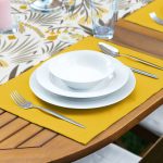 Sarı Detaylı Çiçek Temalı Dijital Baskılı Modern 1 Adet Runner & 4 Adet Yeşil Renkli Amerikan Servis Realhomes