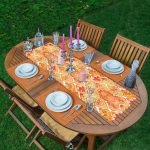 Turuncu Damask Tasarımlı Dijital Baskılı Dekoratif 1 Adet Runner & 4 Adet Yeşil Renkli Amerikan Servis Realhomes