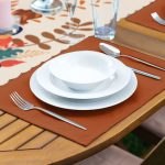 Tropik Yapraklar Kadın Figürlü Modern 1 Adet Runner & 4 Adet Yeşil Renkli Amerikan Servis Realhomes