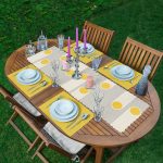 - ServisRunner-DuzRenkSet-Ryl72-Gorsel - Realhomes Krem Zemin Çizgili Tasarımlı Modern 1 Adet Runner & 4 Adet Yeşil Renkli Amerikan Servis Realhomes