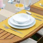 - ServisRunner-DuzRenkSet-Ryl72-Gorsel-2 - Realhomes Krem Zemin Çizgili Tasarımlı Modern 1 Adet Runner & 4 Adet Yeşil Renkli Amerikan Servis Realhomes