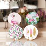 - RealHomes Dijital Baskılı Servis Altlığı - Supla - 4'lü - Realhomes Pembe Temalı Flamingo Tasarımlı Dijital Baskılı Modern Yuvarlak Servis Altlığı & Supla Realhomes