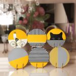 - RealHomes Dijital Baskılı Servis Altlığı - Supla - 6'lı - Realhomes 6'lı Hardal Bisikletli Kedili Motifli Dekoratif Yuvarlak Servis Altlığı & Supla Realhomes