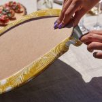 - RealHomes Dijital Baskılı Servis Altlığı - Supla - 6'lı - Realhomes 6'lı Sarı Gri Tropik Çiçekler Özel Tasarımlı Dekoratif Yuvarlak Servis Altlığı & Supla Realhomes