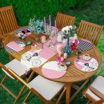 Realhomes 6+1 Pembe Kedili Bisikletli Adam Dijital Baskılı Püsküllü Runner ve Yuvarlak Servis Altlığı & Supla Seti Realhomes