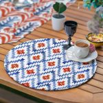 - SuplaRunnerSetRyl25-Gorsel-3 - Realhomes  Realhomes 6+1 Kırmızı Mavi Suluboya Tasarımlı Dijital Baskuılı Püsküllü Runner ve Yuvarlak Servis Altlığı & Supla Seti Realhomes